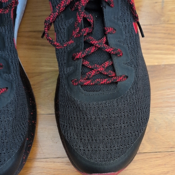 Under Armour Men's  Black and Red Athletic Shoes - Picture 5 of 13